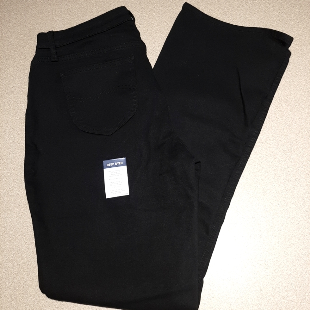 NWOT LEE black stretch jeans regular fit boot cut mid rise